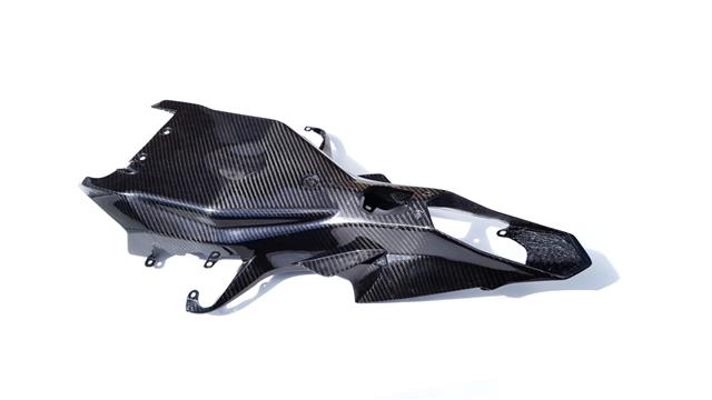 YAMAHA R1 2015 16 R1 & R1M CARBON FIBRE REAR UNDERTRAY AND TAIL PIECE IN TWILL