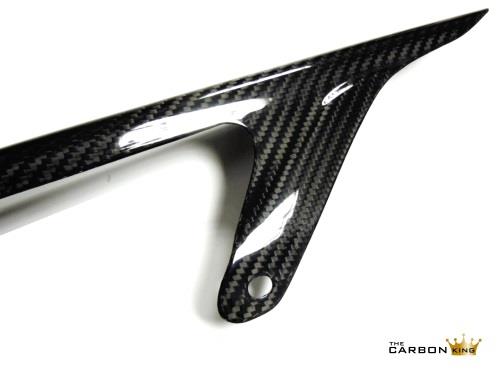 YAMAHA R1 2004 to 2006 CARBON FIBRE CHAIN GUARD IN GLOSS TWILL WEAVE FIBER 05 06
