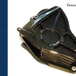 YAMAHA R1 2015 ONWARDS CARBON FIBRE SPROCKET COVER IN GLOSS TWILL WEAVE FIBER