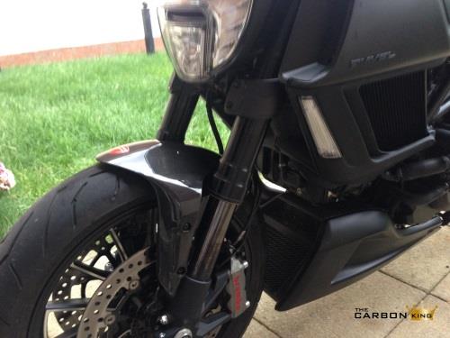 diavel-front-carbon-mudguard-by-the-carbon-king.jpg