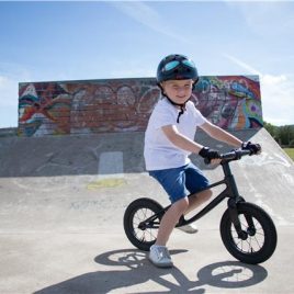 KIDDIMOTO KARBON BALANCE BIKE ‘THE WORLDS LIGHTEST BALANCE BIKE’ IN CARBON FIBRE