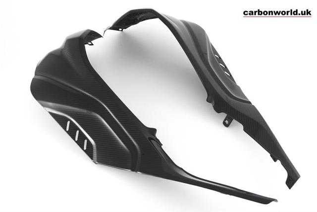 https://shared1.ad-lister.co.uk/UserImages/dccdce45-84a2-4984-a788-dd7d038e16de/Img/carbonworld_bmw/bmw-s1000rr-2019-carbon-lower-tank-side-fairings-by-carbonworld.jpg
