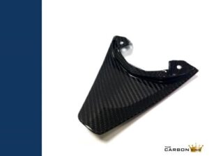 https://shared1.ad-lister.co.uk/UserImages/dccdce45-84a2-4984-a788-dd7d038e16de/Img/yamaha_r7/yamaha-r7-carbon-seat-trim.jpg