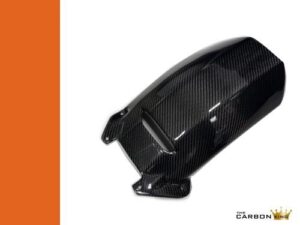https://shared1.ad-lister.co.uk/UserImages/dccdce45-84a2-4984-a788-dd7d038e16de/Img/aprilia/aprilia-rsv-carbon-rear-hugger-twill-a47.jpg